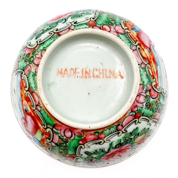 Antique Chinese Rose Medallion Bowl with Pinks and Greens Ancestors Floral - Picture 10 of 13